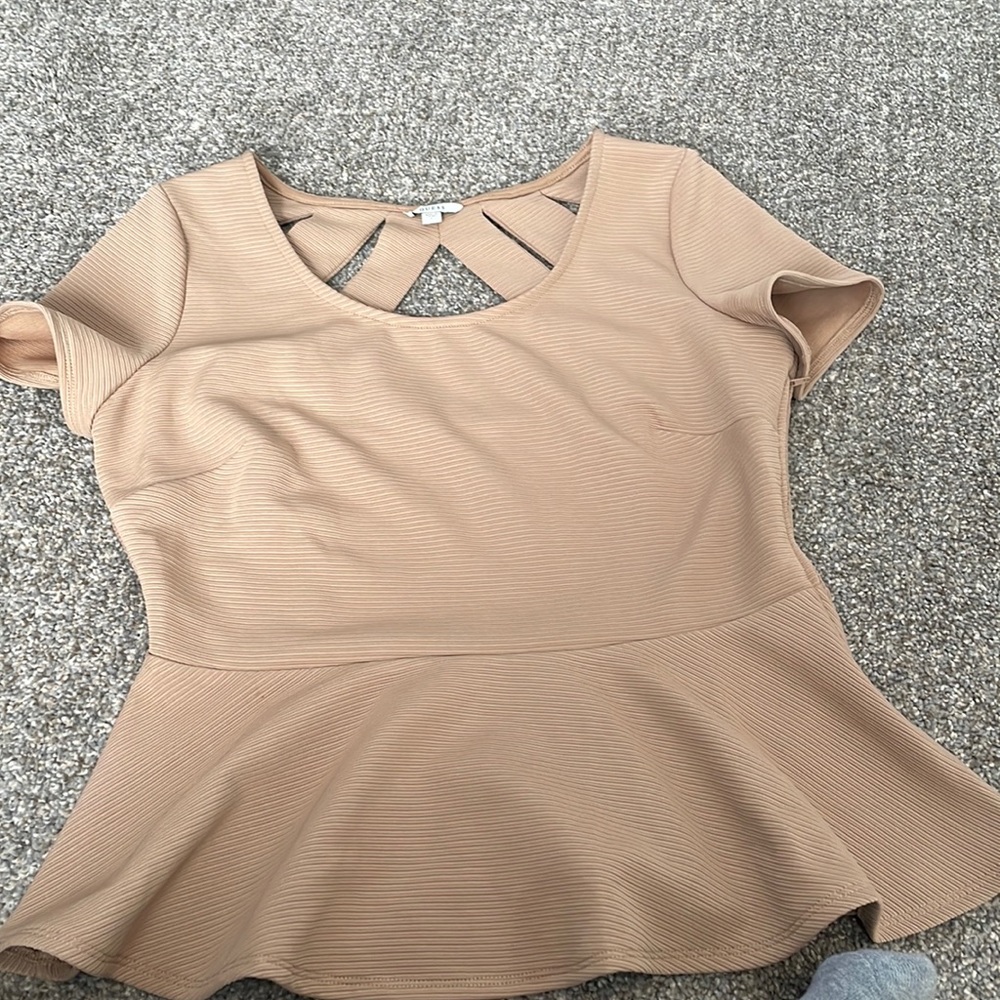 Guess Top